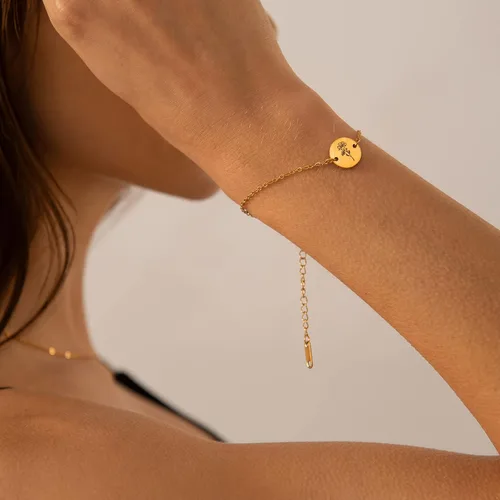 Miniatura 2 de Pulsera de flor de nacimiento de oro de 18 quilates grabada personalizada, pulseras con dije floral personalizado de acero inoxidable, cadena