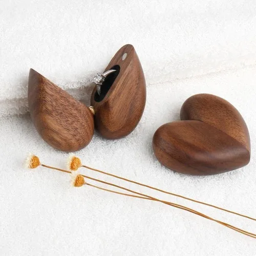 Miniatura 5 de LitGreen Caja de anillo de madera de nogal en forma de corazón, caja de almacenamiento para boda, propuesta, compromiso