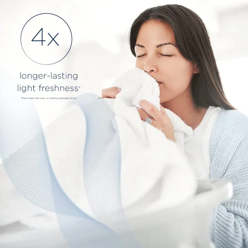 Miniatura 7 de Perlas potenciadoras de aroma ligeras para ropa Downy, aroma a Bruma del Océano, 18.2 onzas, Perlas para lavar en la lavadora diseñadas para ser