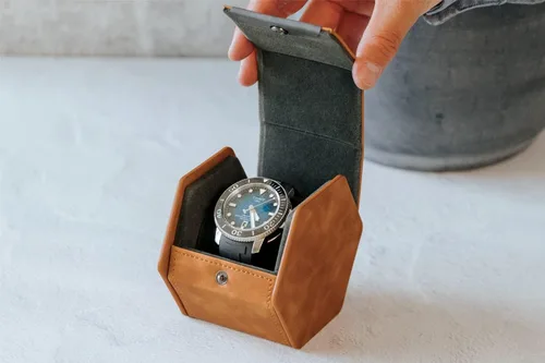 Miniatura 7 de Funda protectora de viaje para reloj de 1 ranura, organizador de relojes de alta calidad, con cuero vegano, almohada ajustable para cualquier reloj