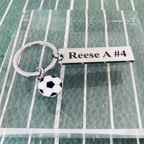 Miniatura 2 de Personalized Engraved Soccer Keychain, Custom Unisex Stainless Steel Soccer Gift, Soccer Jewelry, Gift for Boy and Girl Soccer Players