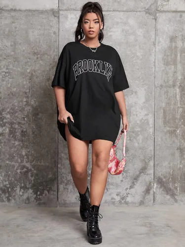 Miniatura 5 de Verdusa Camiseta de gran tamaño con estampado de letras y hombros caídos para mujer