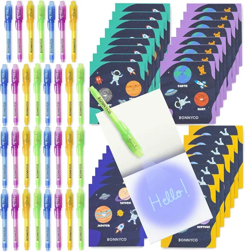 BONNYCO Paquete de 32 bolígrafos y cuadernos de tinta invisible. Recuerdos de fiesta con temática espacial para niños, bolsas de regalo, piñata,