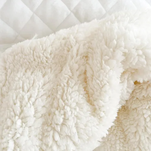 Miniatura 9 de UOZZI BEDDING Juego de edredón blanco de piel sintética tamaño Queen de 3 piezas, 1 juego de edredón blanco lanudo y 2 fundas de almohada, ultra