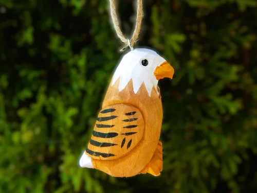 Selsela Adorno de madera de águila calva, figura de pájaro colgante de madera tallada a mano, decoración patriótica, escultura de vida silvestre en