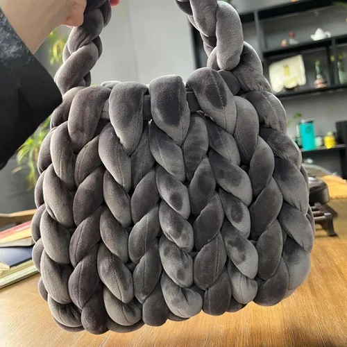Miniatura 2 de Hilo grueso de terciopelo para tejer con brazo gigante, súper suave, peso tubular jumbo, tejido a mano, tejido a mano para manta, cama de mascotas