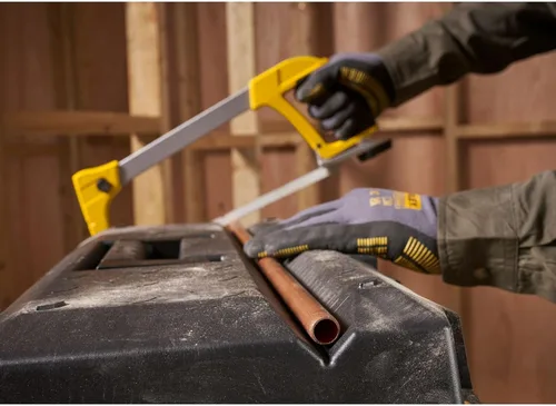 Miniatura 5 de STANLEY FATMAX - Caja de herramientas impermeable de 22.8 in, resistente al agua, gran capacidad de almacenamiento, ranura en V para corte extra