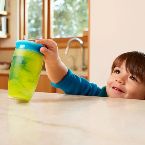 Miniatura 4 de Munchkin Vasos para niños pequeños de 1 a 3 años, a prueba de derrames, Miracle 360 tazas, 10 onzas, paquete de 2, remolino tropical, rosa/multicolor