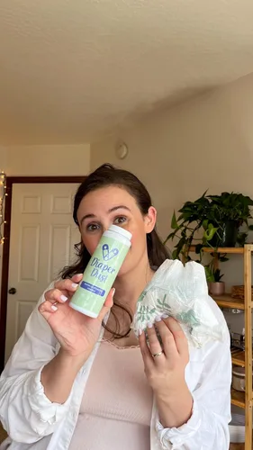 Miniatura 6 de Diaper Dust - Polvo desodorante para pañales con carbón activado - Eliminador de olores de pañales, no se necesita cubo de pañales, portátil y sin