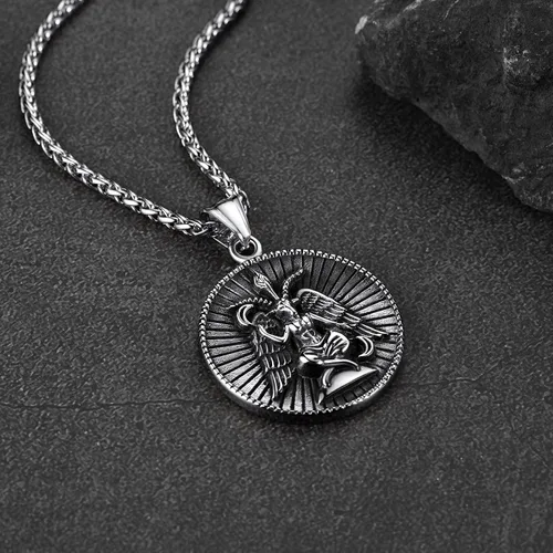 Miniatura 8 de FaithHeart Collar de cabeza de toro punk de acero inoxidable para hombres y mujeres colgante de cruz invertida de Satanás con delicado embalaje