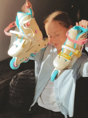 Miniatura 3 de Nattork Patines en línea para niñas, niños, adolescentes, niños de 4 a 16 años, 4 tamaños, cuchillas ajustables para cumpleaños en interiores