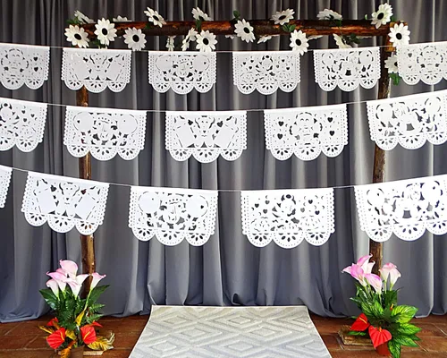 Decoración de fiesta de baby shower para niño o niña, más de 60 pies de papel de seda blanco Picado blanco guirnaldas con ángeles, caballos