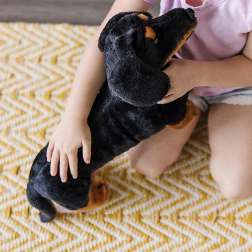 Miniatura 9 de Melissa & Doug Dachshund Gigante - Perro de Peluche Realista Grande