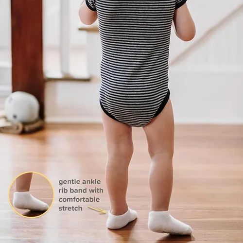 Miniatura 5 de Burt's Bees Baby Calcetines de tobillo para bebés niñas con agarres antideslizantes (paquete de 6)