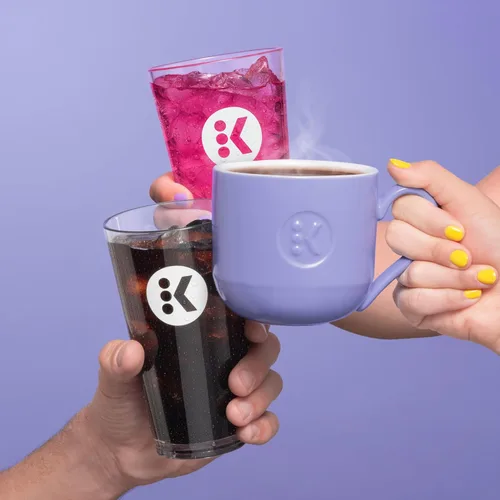 Miniatura 13 de Keurig K-Mini Mate Plus - Cafetera de cápsulas K-Cup de una sola porción, compacta, 3 tamaños de taza, con características de botón fuerte, depósito
