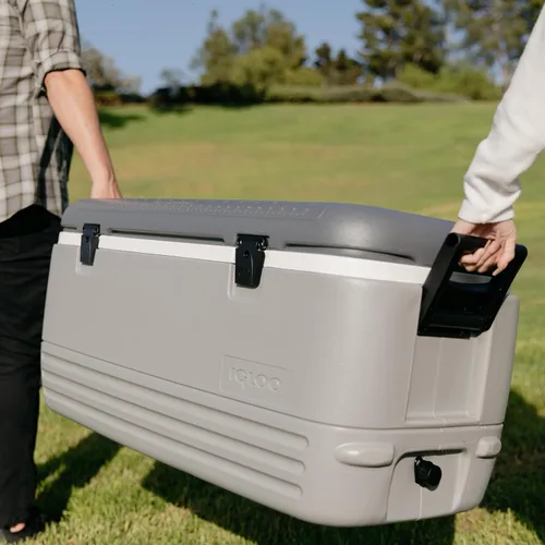 Miniatura 8 de Igloo Hard Cooler Polar & Party Bar Series Insulated Ice Chests Gris polar de 120 cuartos de galón