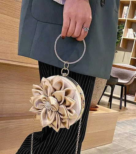 Miniatura 4 de Obosoyo Bolso de mano con diamantes de imitación en forma de flor para mujer, bolso redondo de satén suave, bolso de mano para fiesta de boda, bolso