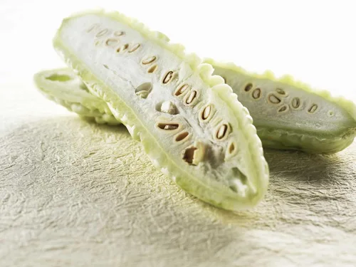 Miniatura 4 de TomorrowSeeds - Semillas de melón amargo de perlas blancas - Paquete de 15 unidades - para semillas de verduras de Karela india de calabaza amarga
