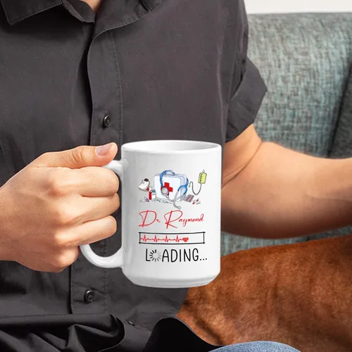 Miniatura 6 de Taza de café personalizada con carga de médico, regalos para hombres, mujeres, estudiantes de doctorado, taza de cerámica blanca personalizada