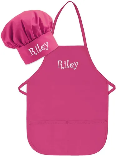 Bordado personalizado fabricado en los Estados Unidos – Añade un nombre para niño delantal y sombrero – Tallas para niños pequeños y niños Rosa