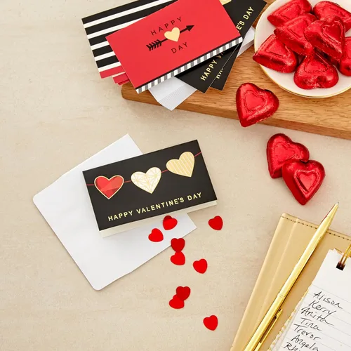 Miniatura 2 de Hallmark Surtido de tarjetas de San Valentín, 18 tarjetas con sobres (corazones de aluminio), paquete de tarjetas del día de los galentinos