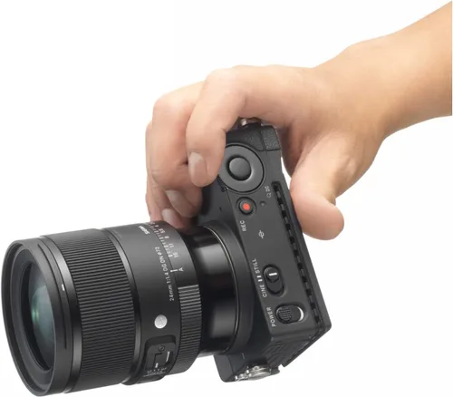 Miniatura 6 de 0.945 in F1.4 Art DG DN para Sony E Mount