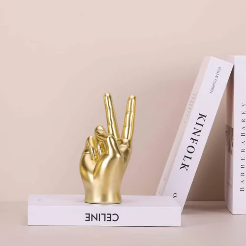 Miniatura 5 de LCCCK Escultura de mano dorada para decoración de signo de paz, estatua de mano de gesto genial para estantes, regalo extraño escultura funky