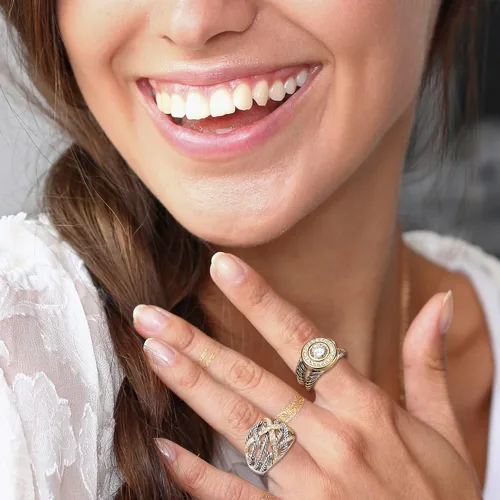 Miniatura 6 de UNY JEWEL Anillo de alambre trenzado de dos tonos con vástago dividido pavé CZ joyería inspirada en el diseñador único anillo de moda para mujer