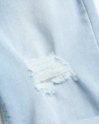 Miniatura 5 de DKNY Pantalones cortos para niña Bermudas de mezclilla elástica con botones y puños enrollables (7-14)