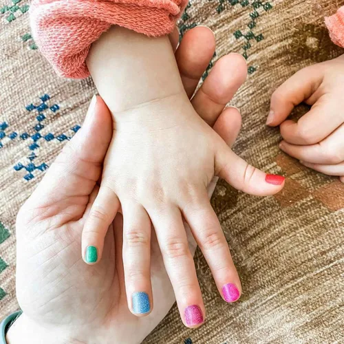 Miniatura 6 de Piggy Paint Esmalte de uñas para niñas 100% no tóxico, seguro, libre de crueldad, vegano y de bajo olor para niños, Pretty Princess
