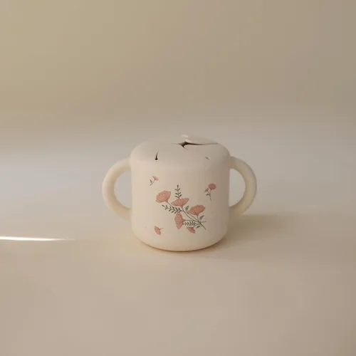 Miniatura 2 de mushie - Taza para merienda de silicona Contenedor de alimentos a prueba de derrames para niños pequeños y bebés (flores rosas)