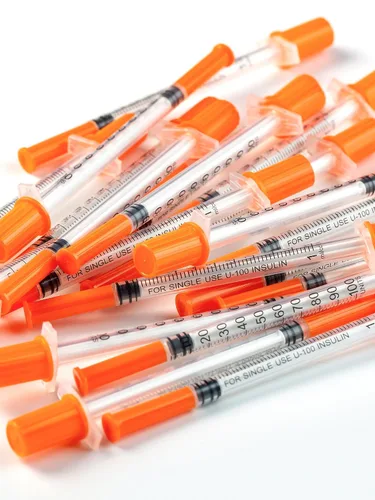 Miniatura 5 de Jeringa de 1 ml con tapa 31G de 1/4 pulgada 6 mm, paquete de 100, jeringas desechables de 1 cc 31 calibre en paquete individual