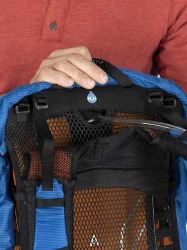 Miniatura 9 de Osprey Exos 58 Mochila de Senderismo Ultraligera para Hombres Gris carbón oscuro