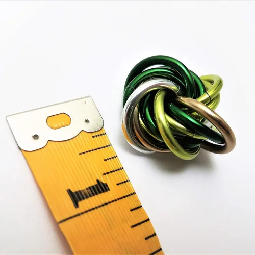 Miniatura 4 de Möbii Fidget Ball (MultiColor): Herramienta de alivio del estrés, ansiedad y estimulación para ADHD, silenciosa para el hogar, viajes, oficina