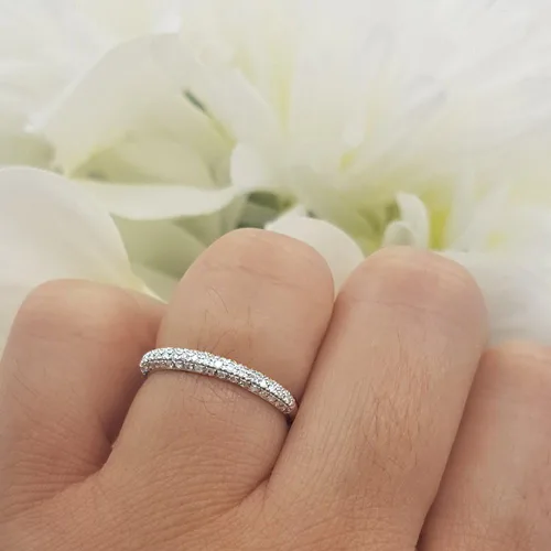 Miniatura 3 de Dazzlingrock Collection Anillo apilable de 0,25 quilates con diamantes redondos de 18 quilates para mujer, de oro blanco