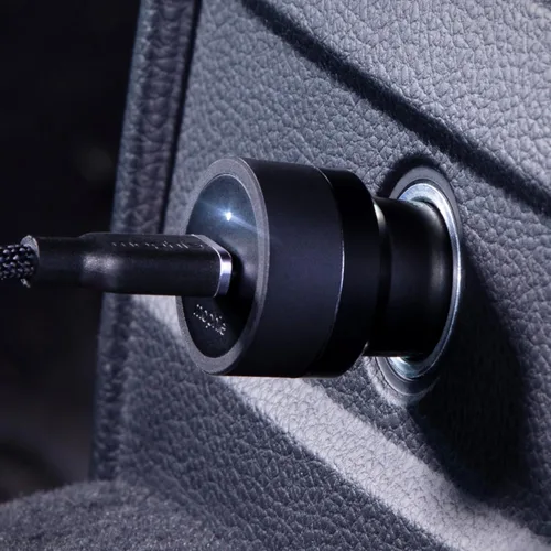 Miniatura 5 de Mophie Cargador de coche USB-C de 30 W, carga rápida ecológica para dispositivos, indicador LED, compatibilidad AUX universal