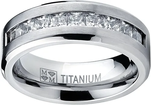Miniatura 2 de Metal Masters Co. Anillo de compromiso para hombre de titanio con 9 circonitas cúbicas grandes de corte princesa