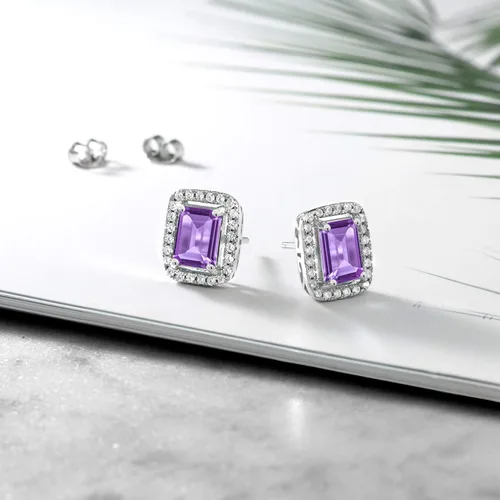 Miniatura 16 de Gem Stone King Aretes de plata de ley 925 con piedra natal Corte esmeralda de 0.315 x 0.236 in Aretes de halo para mujer