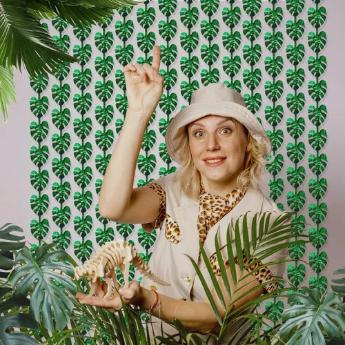 Miniatura 6 de Decoraciones tropicales para fiestas, paquete de 2 unidades de 3.3 x 6.6 pies, hojas de palmera tropicales verdes, cortina de flecos de hojas