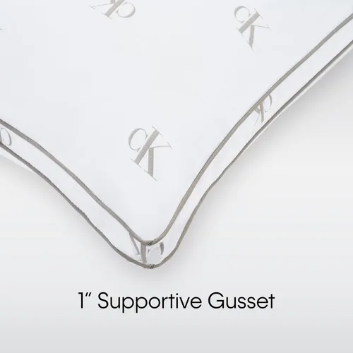 Miniatura 4 de Calvin Klein Logo Medium 20 x 36 pulgadas - Juego de 2 almohadas de cama para dormir, color blanco