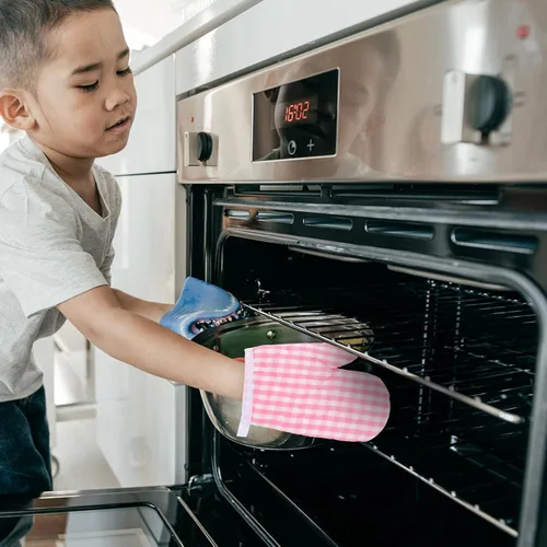 Miniatura 7 de DOITOOL Manoplas de horno para niños, guantes de cocina para niños, guantes de cocina resistentes al calor, guantes de cocina para hornear, cocinar