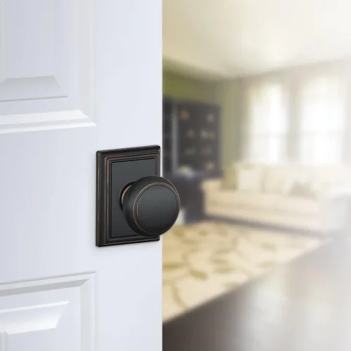 Miniatura 2 de Schlage F10 AND 716 ADD - Pomo Andover con moldura Addison, cerradura de paso para pasillos y armarios, bronce envejecido