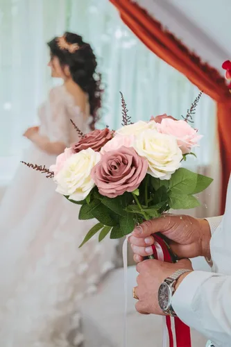 Miniatura 6 de Rosas artificiales, rosas artificiales, rosa falsa de seda, flores falsas de aspecto real con tallos para ramos de boda, mesas, centros de mesa
