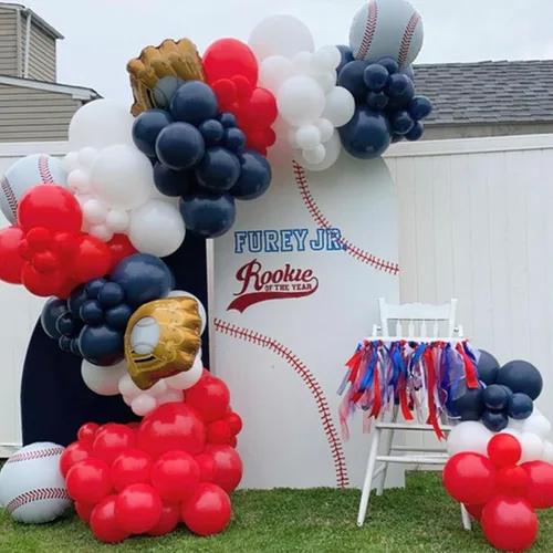 VitaCraft Kit de arco de guirnalda de globos de béisbol, 136 piezas de arco de globos rojo, blanco y azul marino con guante de béisbol globo de