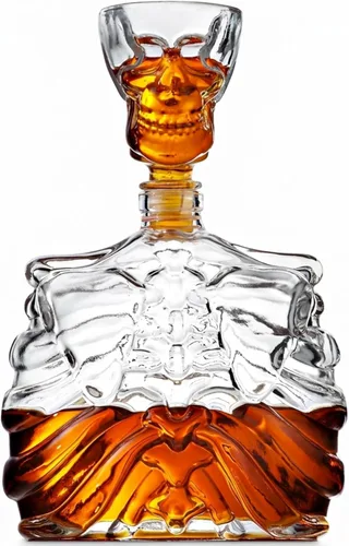 Godinger Decantador de whisky y vaso de chupito, decantador de esqueleto de calavera, decoración de Halloween, decoraciones de esqueleto, decantador