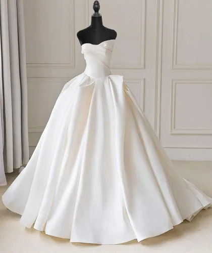 Miniatura 2 de SHAREWIN Maniquí femenino con torso para vestidos, cuerpo negro con soporte de trípode ajustable para exhibir joyería