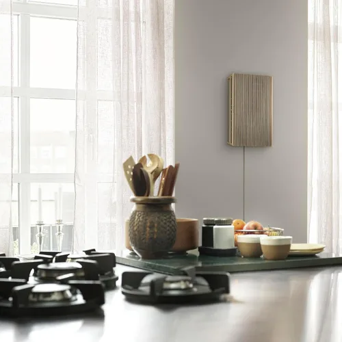 Miniatura 6 de Bang & Olufsen Beosound Level - Altavoz portátil multihabitación con Wi-Fi, tono dorado/roble claro