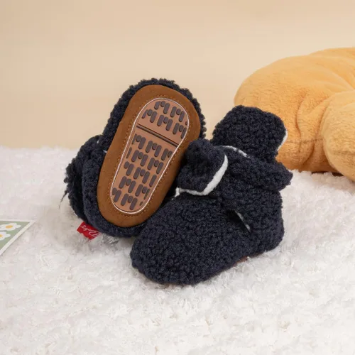 Miniatura 60 de Botines de forro polar para bebés, niños y niñas, pantuflas antideslizantes con agarre suave, zapatos de calcetín para recién nacidos, cuna