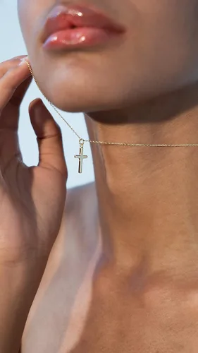 Miniatura 5 de Miabella Italian 925 Sterling Silver or 18Kt Yellow Gold Over Silver Cross Necklace for Women, Small Cross Pendant on 18 Inch Chain Made in Italy
