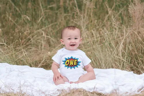 Miniatura 3 de 7 Eat 9 Apparel Superhéroe de cumpleaños para niño, una sola pieza